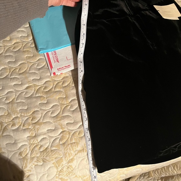 Emporio Armani made in Italy size 38 original tags fully lined. Velvet skirt - Picture 15 of 15